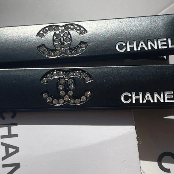 🌺New With Box Chanel Beauty Hair Clip Gift Set 2 Pcs Rare Item Black🌺 - Picture 10 of 13